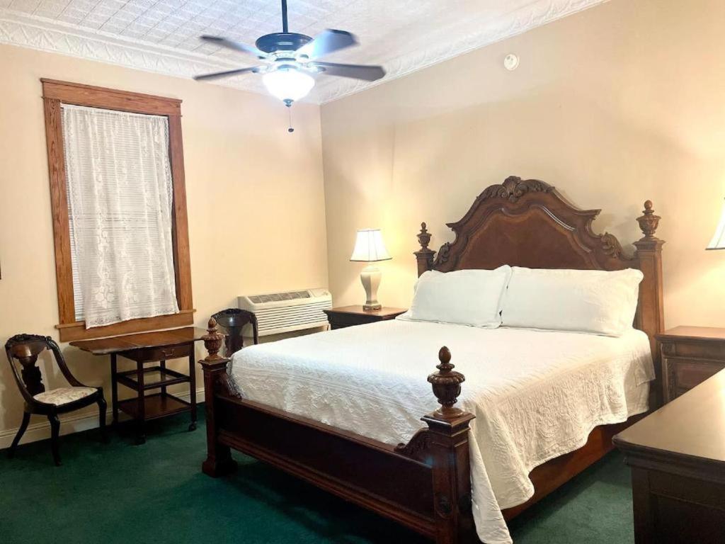 The Eastland Historic Hotel- Imperial Room Eksteriør bilde
